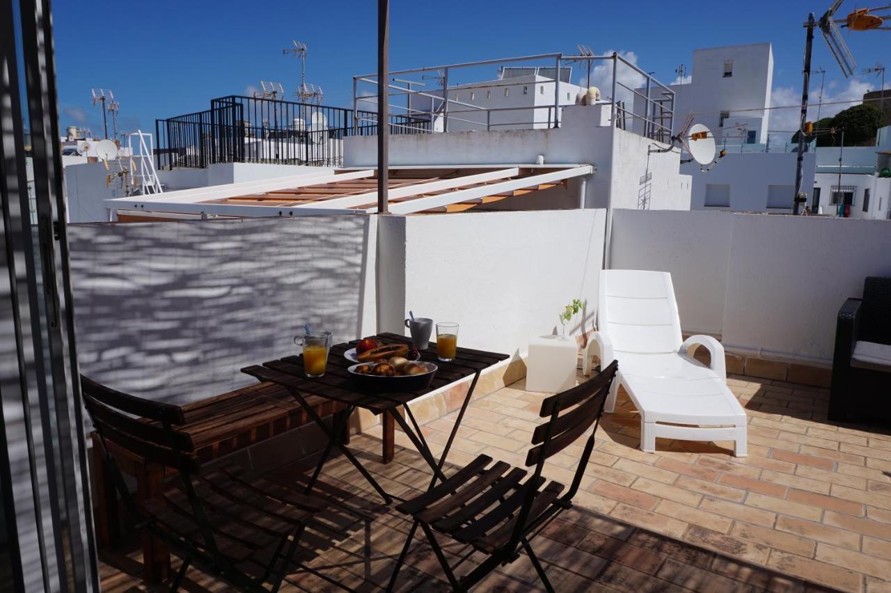 Impluvium Conil-Terraza Privada-Parking- Mayores De 25 Anos Конил-де-ла-Фронтера Екстериор снимка